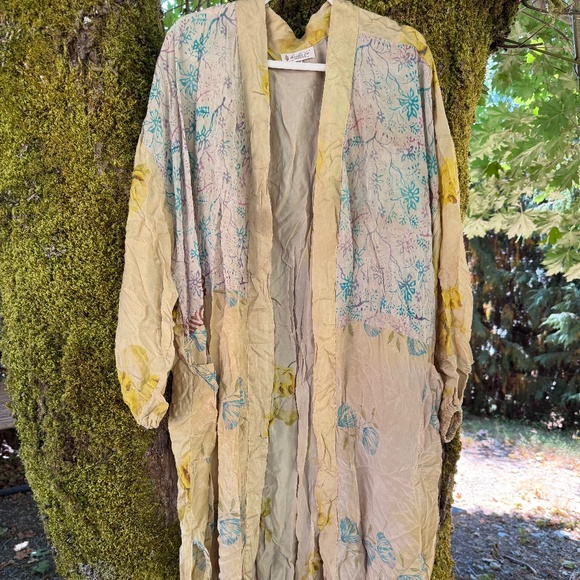 Kantha Bae Silk Crepe Duster - Picture 1 of 8